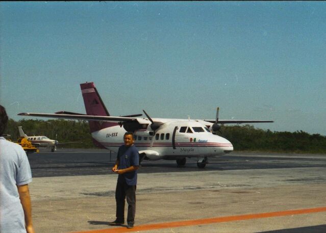 Cozumel - plaines to Chichen Itza Mexico