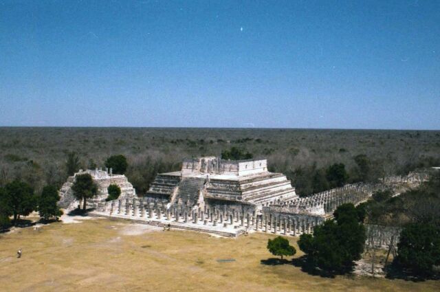 Chichen Itza MayaPiramides Mexico 1998